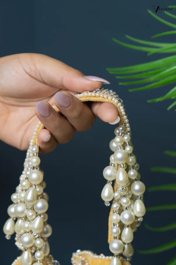 Seraphine_Soft_champagne_gold_Pearl_Potli