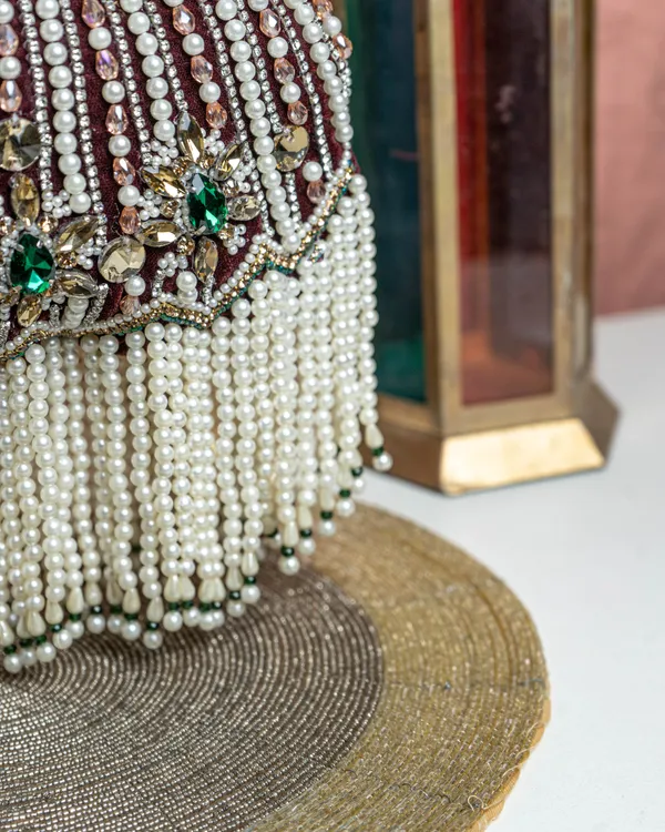 Mahira_Royale_Pearl_Frame_Bag