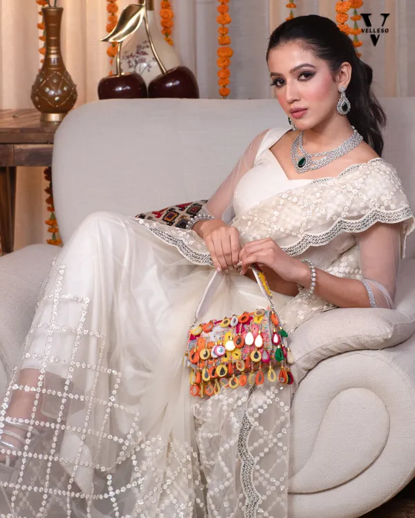 Maharani_Rasrang_Embellished_Flap_bag