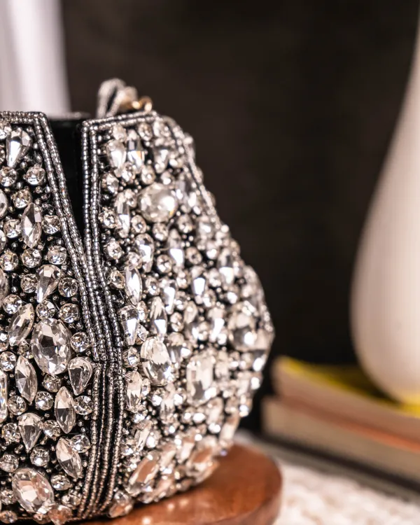 Noor_Black_Crystal_Potli_–_Hand-Embellished_Velvet_Bag_with_Fringe_Handle