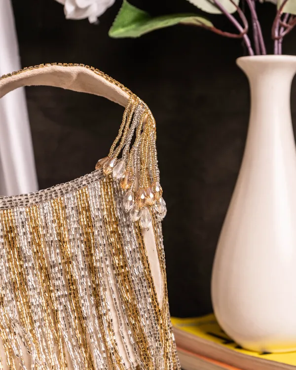 The_Scarlet_Empress_Handcrafted_Clutch