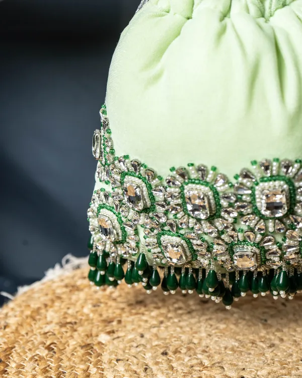 Ameera_Velvet_Emerald_Potli