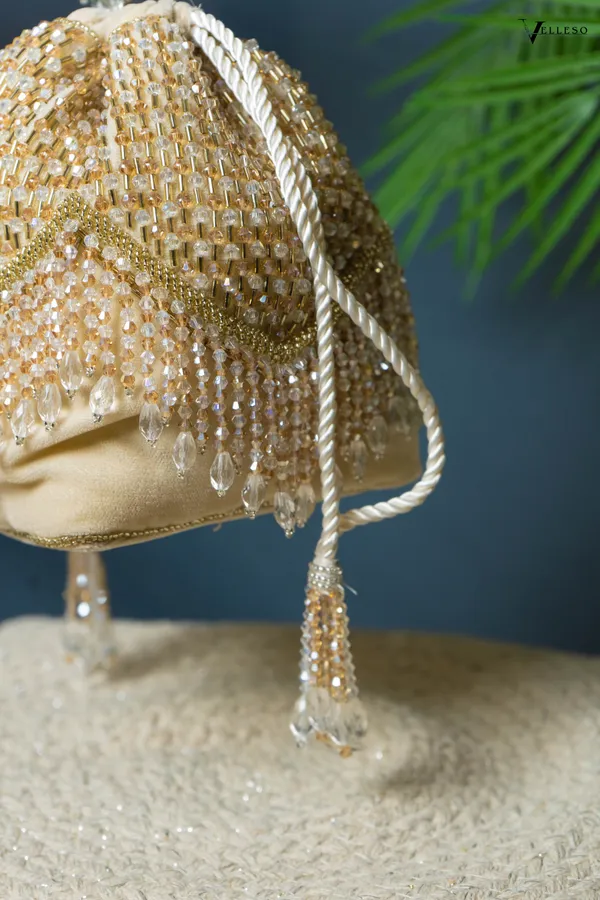Elira_Crystal_Fringe_Potli