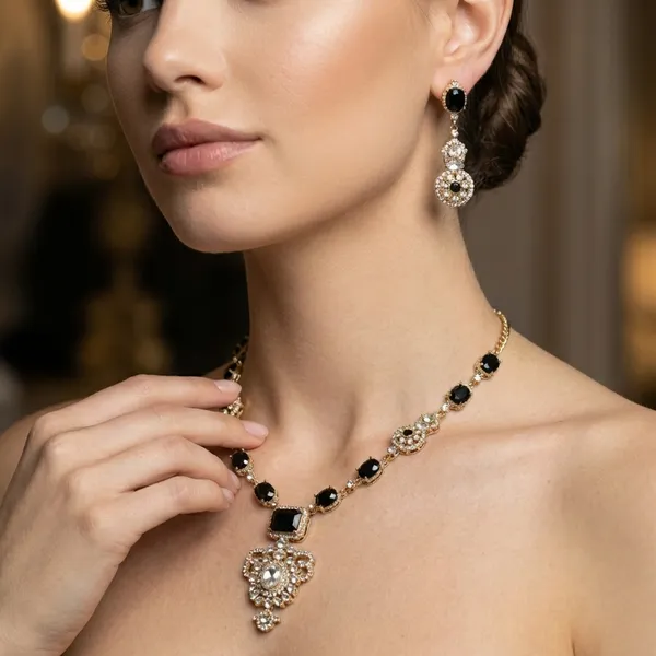 Black_Brass_Necklace_Set_For_Women