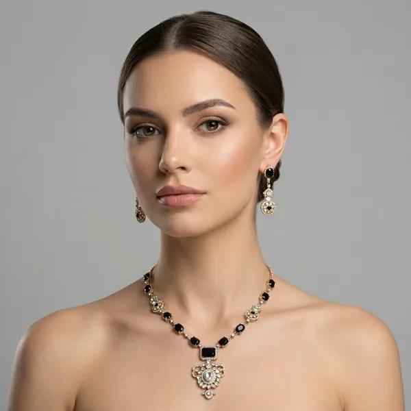 Black_Brass_Necklace_Set_For_Women