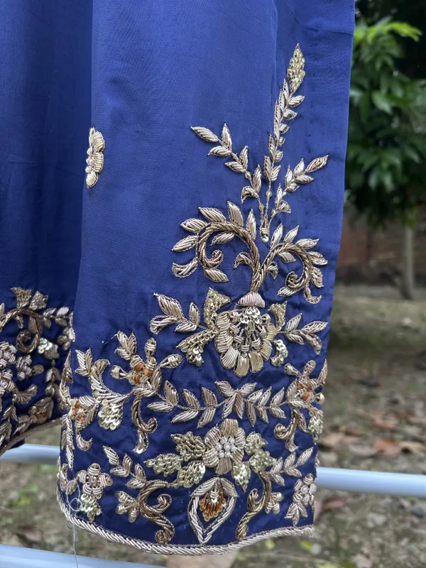 Royal_Blue_Embroidered_Salwar_Suit_Set_with_Dupatta