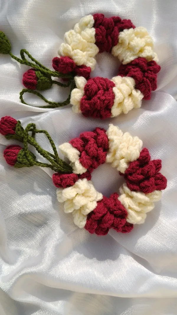 Handmade_Crochet_Flower_Wrist_Band_Bracelet_-_Set_of_2