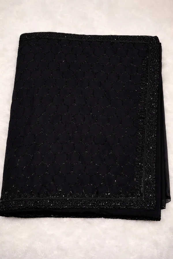 Black_Quilted_Fabric_Wallet_With_Metallic_Thread_Detailing