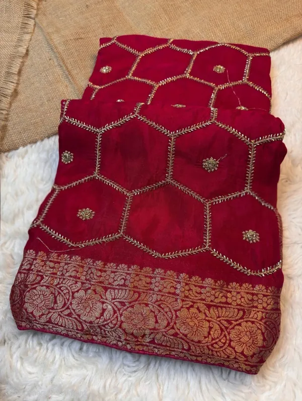 Maroon_Embroidered_Georgette_Saree_With_Golden_Border_And_Sequin_Work