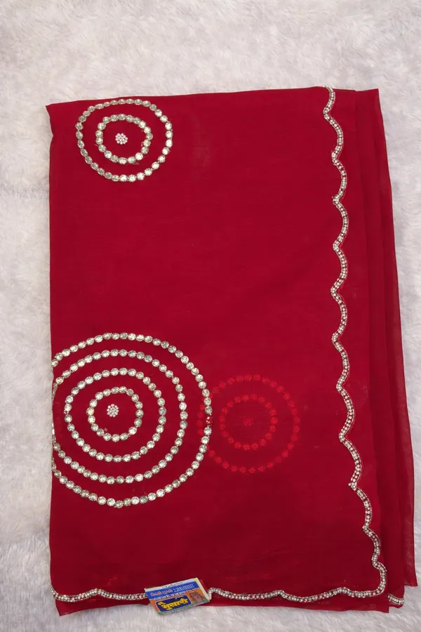 Red_Georgette_Saree_With_Golden_Circular_Sequin_Work_And_Scalloped_Border
