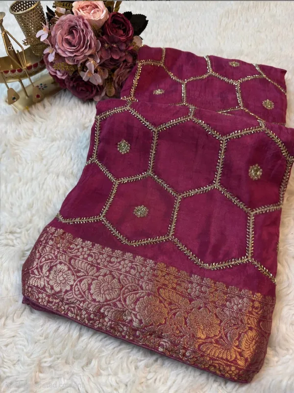 Elegant_Maroon_Embroidered_Saree_With_Gold_Detailing