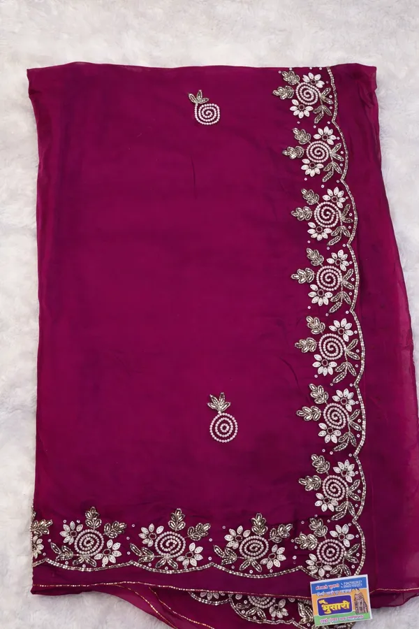 Magenta_Embroidered_Chiffon_Saree_With_Silver_Thread_Work_Border