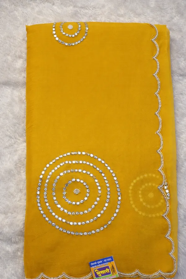 Yellow_Georgette_Saree_With_Scalloped_Border_And_Mirror_Work