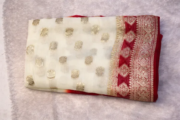 Off_White_Banarasi_Silk_Saree_With_Red_Zari_Border_And_Gold_Motifs