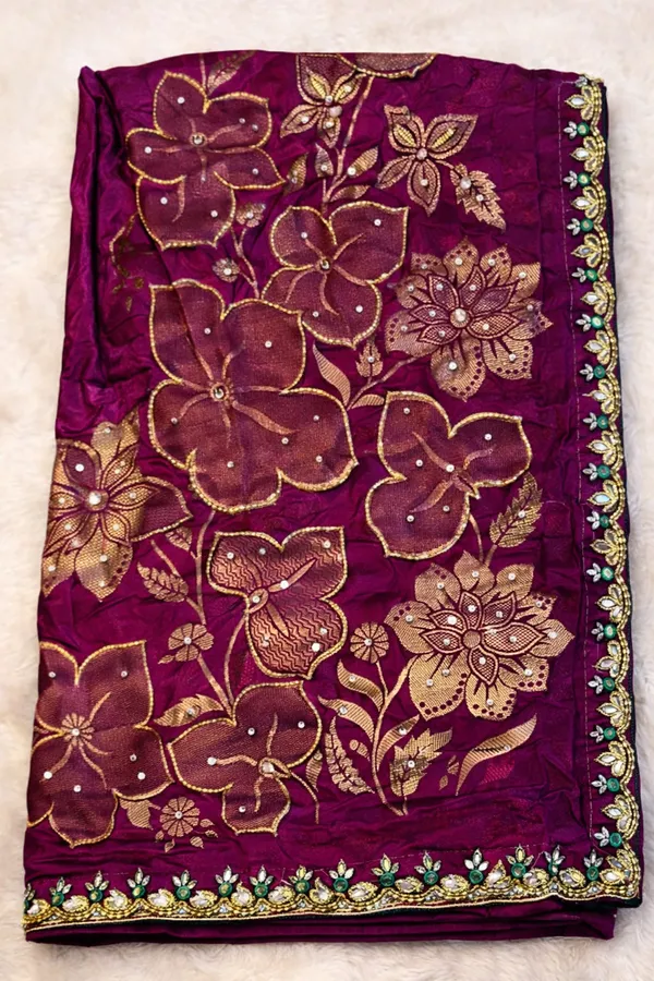 Purple_Silk_Saree_With_Floral_Embroidery_And_Golden_Border