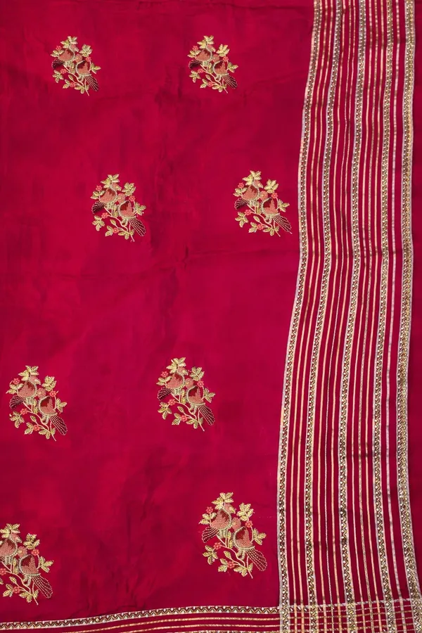 Maroon_Embroidered_Saree_With_Golden_Floral_Motifs_And_Striped_Border
