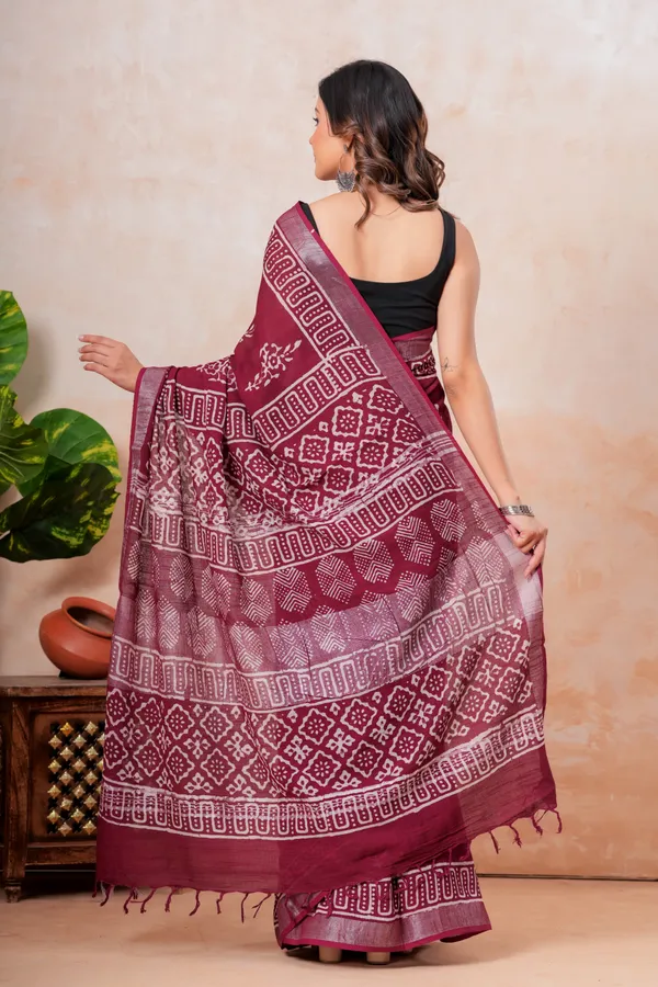 Maroon_Batik_Print_Linen_Saree_With_Geometric_Patterns