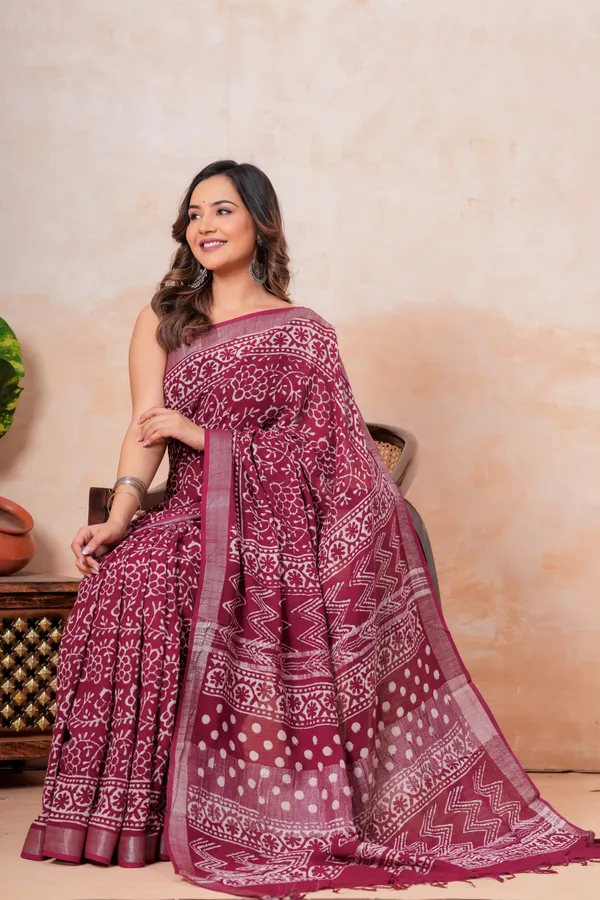 Maroon_Batik_Print_Linen_Saree_With_Block_Print_Design