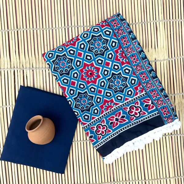 Cotton_Pompom_Saree