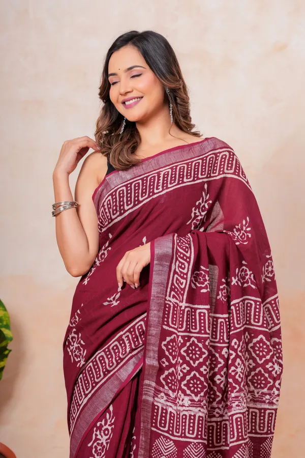 Maroon_Batik_Print_Linen_Saree_With_Geometric_Patterns