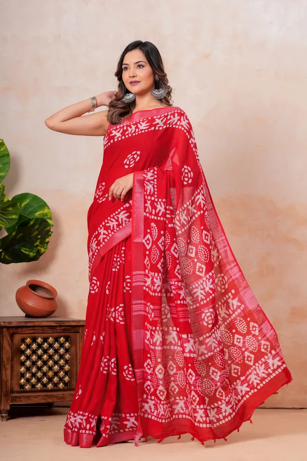 Red_Batik_Print_Linen_Saree_With_White_Geometric_Motifs