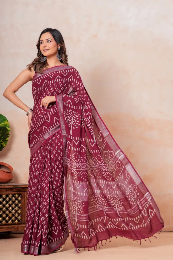 Maroon_Batik_Print_Linen_Saree_With_Contrast_Border