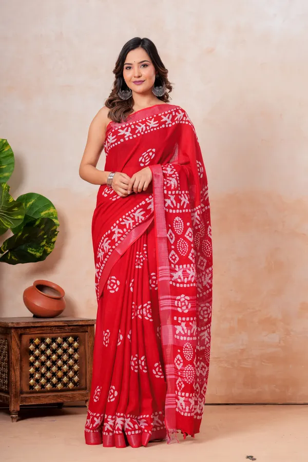Red_Batik_Print_Linen_Saree_With_White_Geometric_Motifs