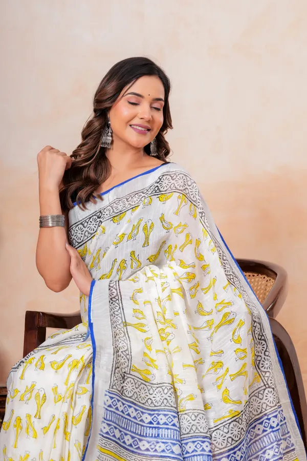 Elegant_White_And_Blue_Block_Printed_Linen_Saree_With_Zari_Border
