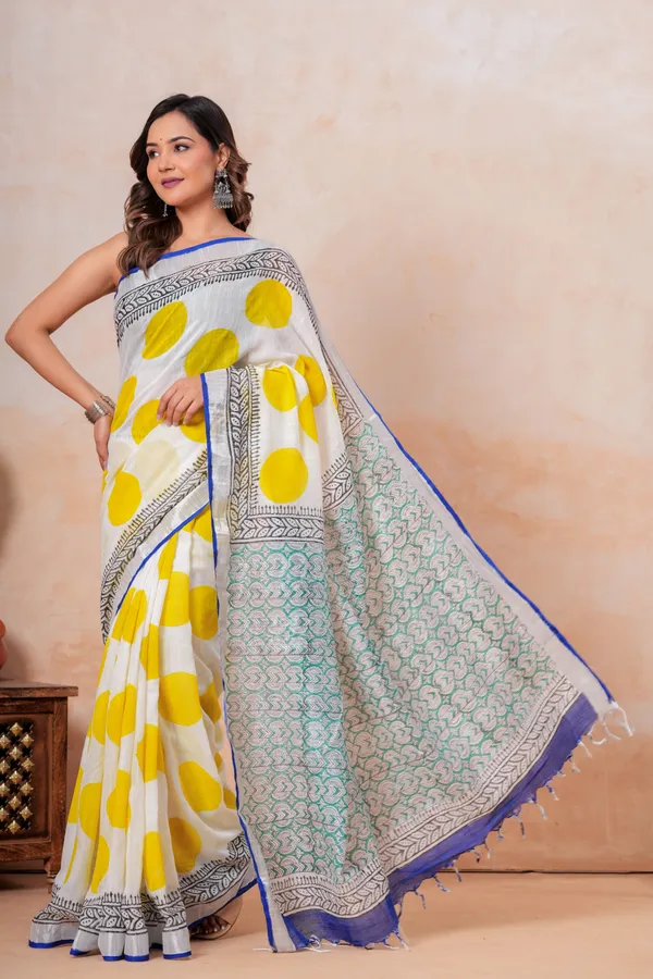 White_And_Yellow_Handloom_Saree_With_Geometric_Patterns_And_Contrast_Border