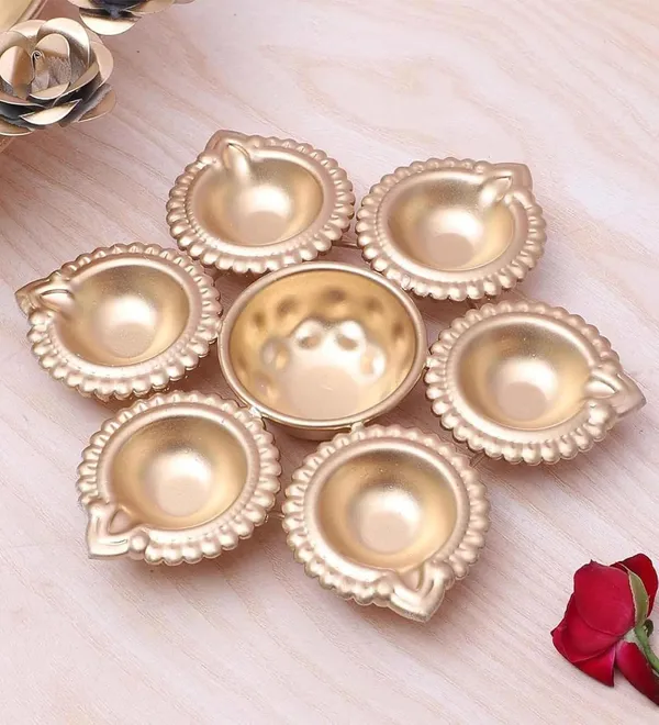 Diya_Shape_Metal_Urli_Decorative_Bowl_Golden_Finish_Handcrafted_Flower_And_Tealight_Holder_For_Diwali_Pooja_Wedding_And_Home_Decor_Pack_Of_6