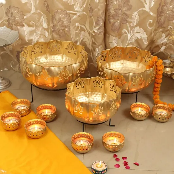 Elegant_Metal_Lotus_Candle_Holders_Set_With_Tea_Light_Diyas_Decorative_Festive_Home_Decor_For_Diwali_Weddings_Parties_Table_Centerpieces_Spiritual_Ambience_Lighting