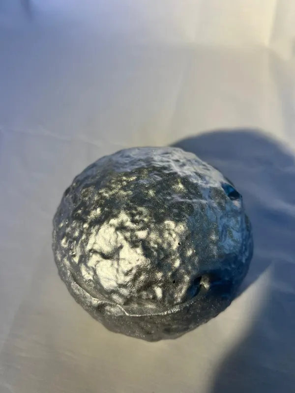 Decorative_Metallic_Sphere_Box_Textured_Silver_Finish_Storage_Container