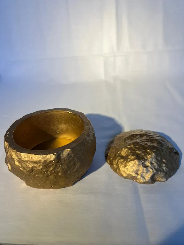 Handcrafted_Walnut_Shell_Jewelry_Box_With_Golden_Interior