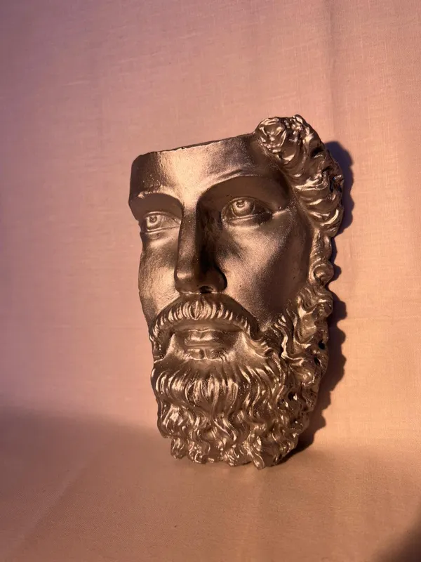 Metallic_Copper_Bearded_Man_Face_Wall_Hanging_Planter