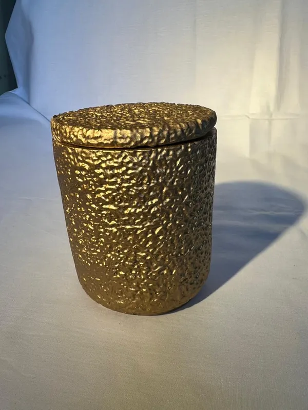 Decorative_Gold_Tone_Textured_Metal_Storage_Jar_With_Lid