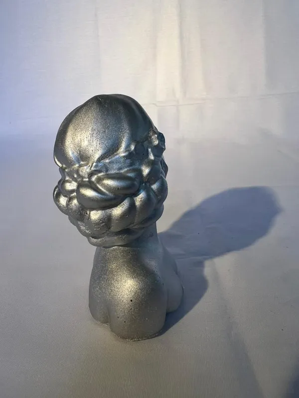 Metallic_Silver_Anime_Character_Bust_Sculpture