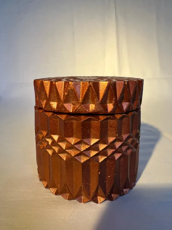 Handcrafted_Amber_Glass_Decorative_Storage_Jar_With_Geometric_Pattern