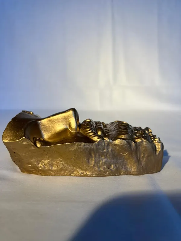 Decorative_Golden_Greek_Theater_Mask_Wall_Decor