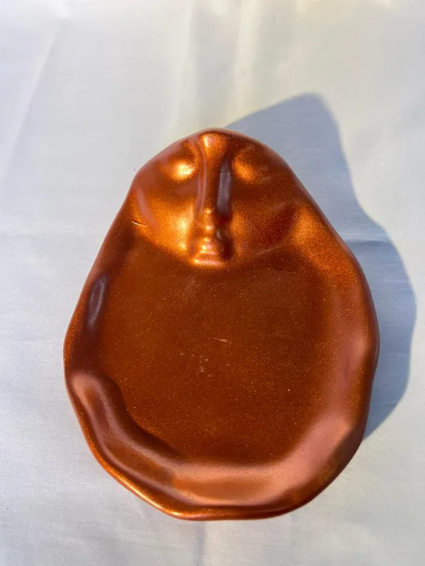 Amber_Brown_Translucent_Glass_Decorative_Showpiece_Abstract_Wave_Design