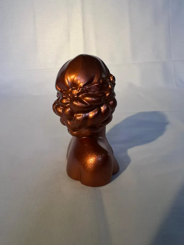 Decorative_Female_Bust_Sculpture_In_Bronze_Finish