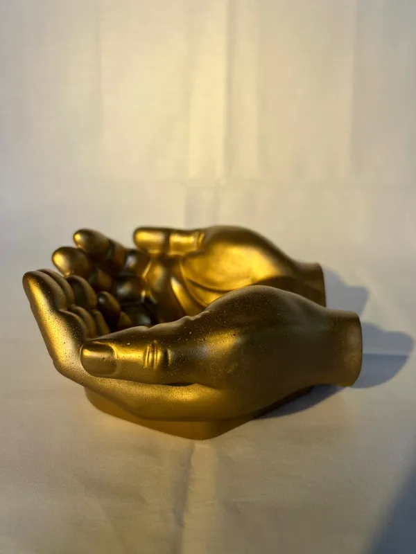 Golden_Hand_Decorative_Bowl_Multipurpose_Catchall_Tray