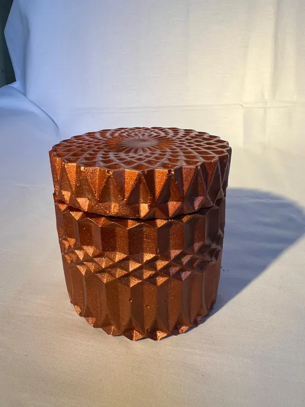 Handcrafted_Amber_Glass_Decorative_Storage_Jar_With_Geometric_Pattern