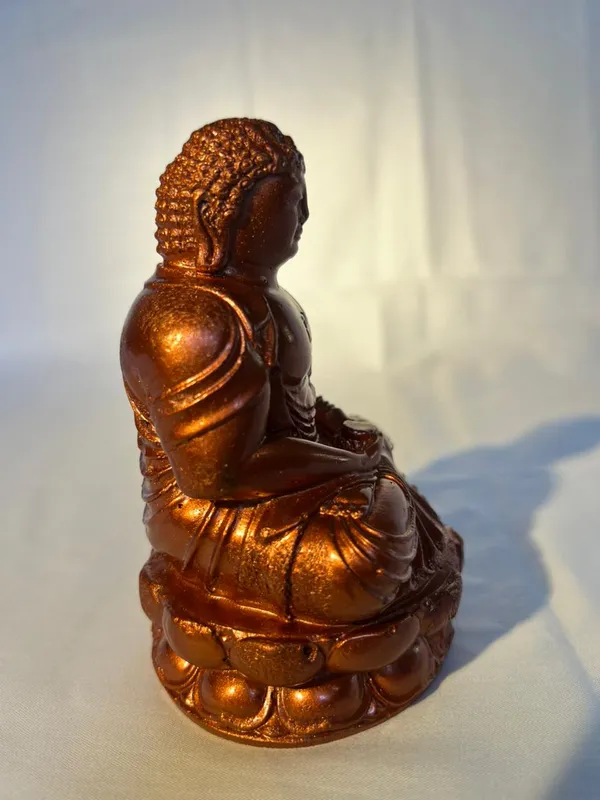 Golden_Bronze_Buddha_Statue_Meditation_Pose_Decorative_Figurine