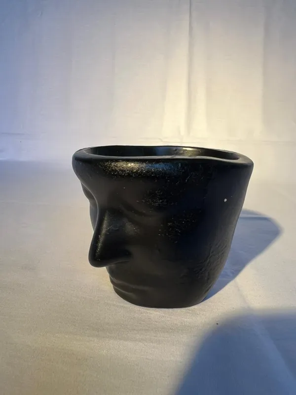 Black_Stone_Face_Planter_Cup
