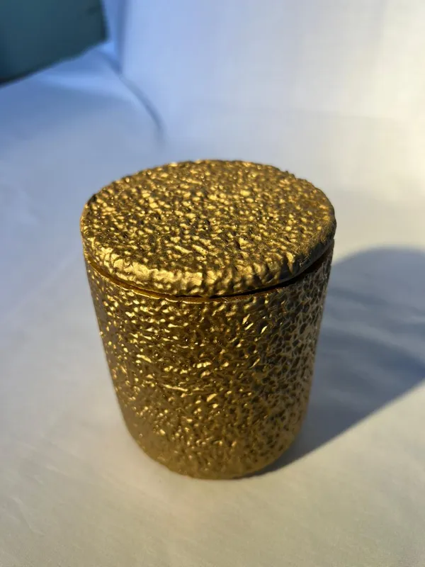 Decorative_Gold_Tone_Textured_Metal_Storage_Jar_With_Lid