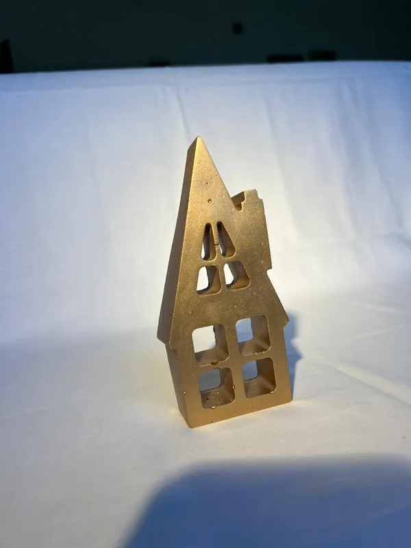 Decorative_Golden_House_Tea_Light_Holder