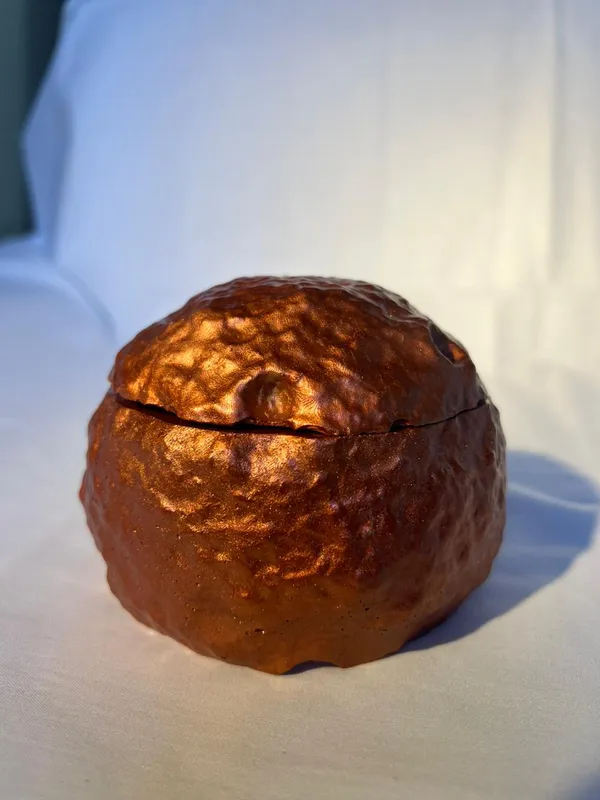 Handcrafted_Copper_Toned_Decorative_Sphere_Box_With_Lid