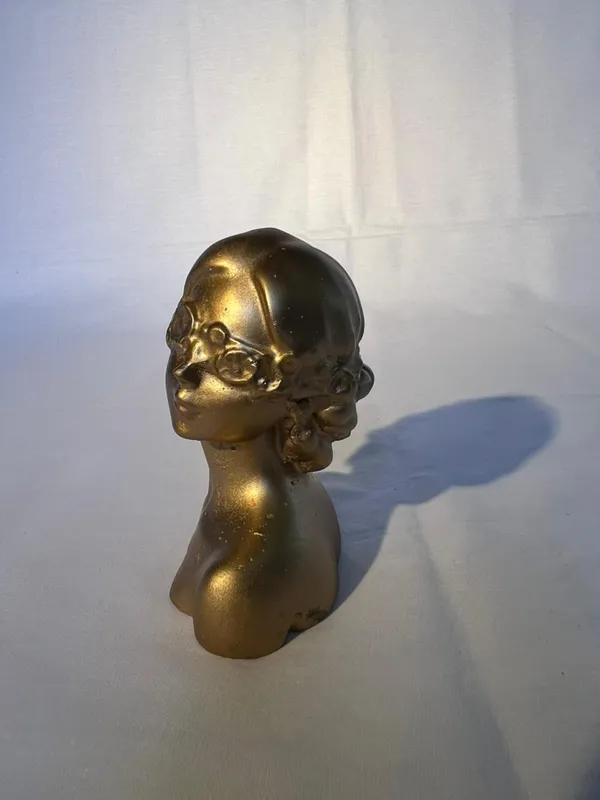 Golden_Decorative_Lady_Bust_Figurine_With_Glasses_And_Braided_Hair