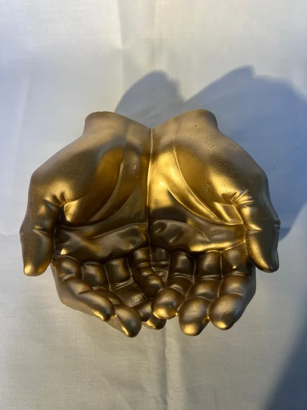 Golden_Hand_Decorative_Bowl_Multipurpose_Catchall_Tray