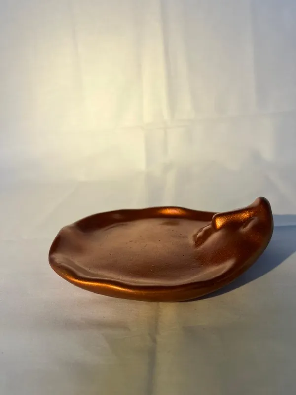 Amber_Brown_Translucent_Glass_Decorative_Showpiece_Abstract_Wave_Design